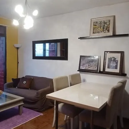 Aconchegante No Perto Da Localizacao Previlegiada * Porto